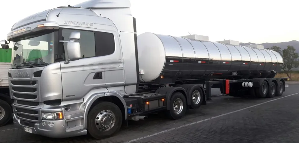 Especialista en transporte terrestre internacional